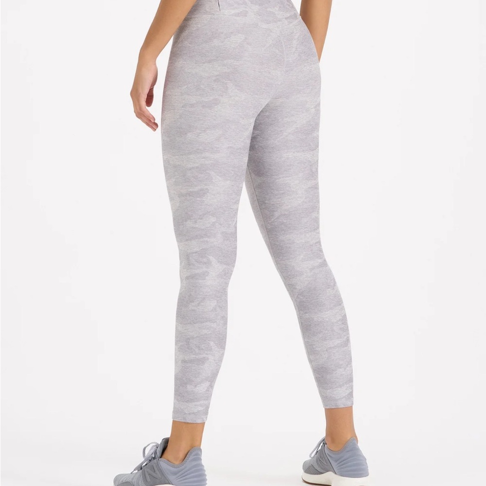 Vuori Clean Elevation Legging